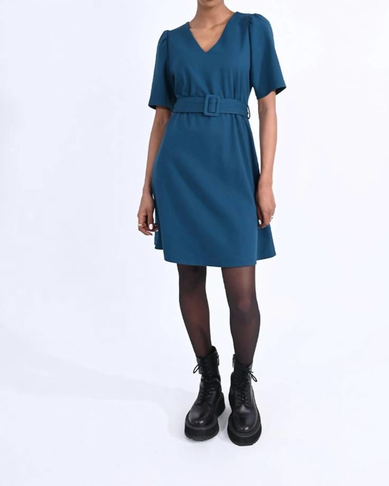 Front of a model wearing a size Large Belted Dress In Duck Blue in Duck Blue by MOLLY BRACKEN. | dia_product_style_image_id:346539